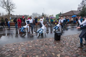 Bild 414 - Latuff 2017